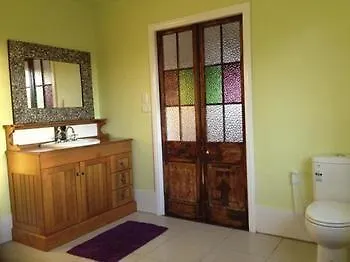 Farm stay Noosa Pomona Retreat Villa Sunshine Coast